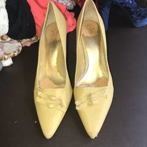 Nine West Heels 💚💛